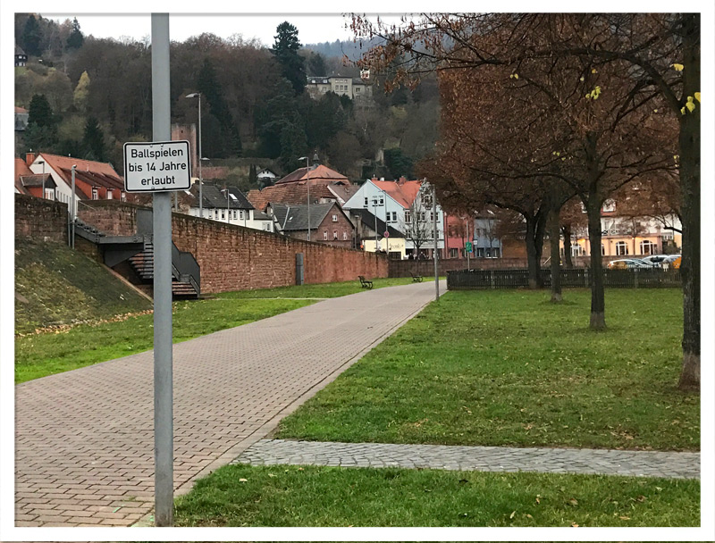 Ballspielen bis 14 Jahr erlaubt